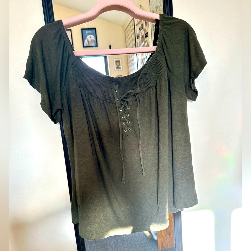 American Eagle, Off-the-shoulder top, L